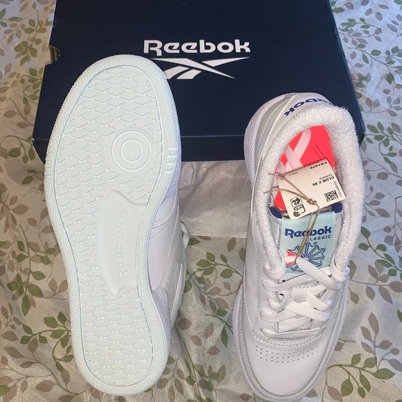 Reebok Club C Sneakers in white and chalk blue sol - Picture 1 of 4